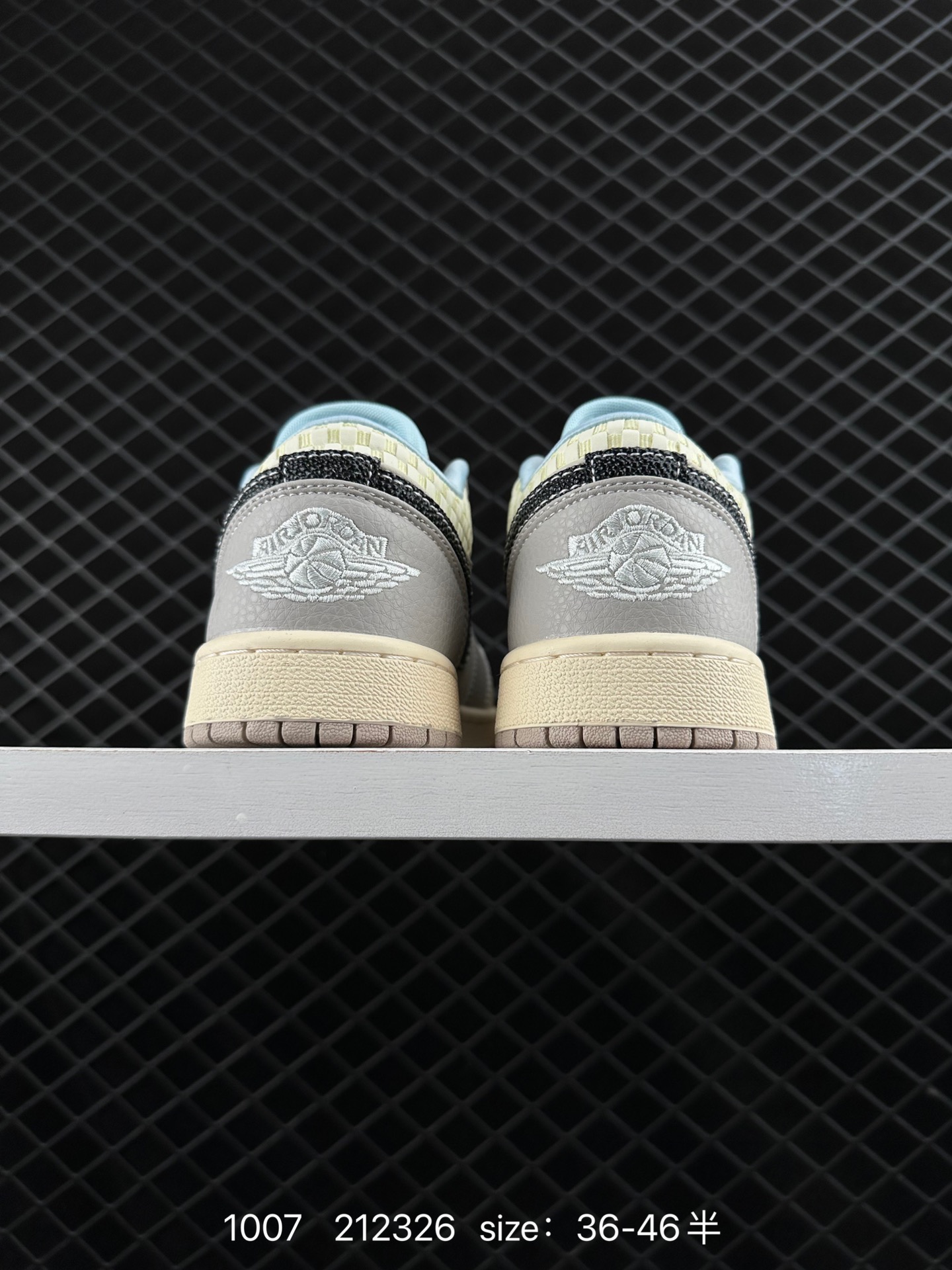 Air Jordan 1 Low AJ1